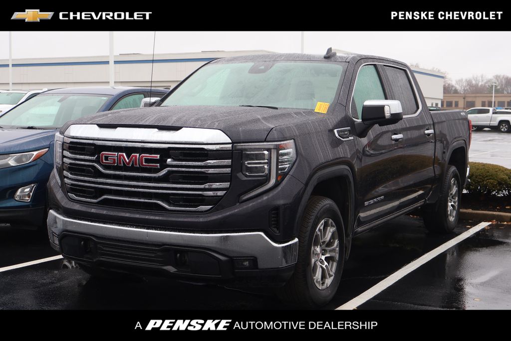 2024 GMC Sierra 1500 SLT's photo