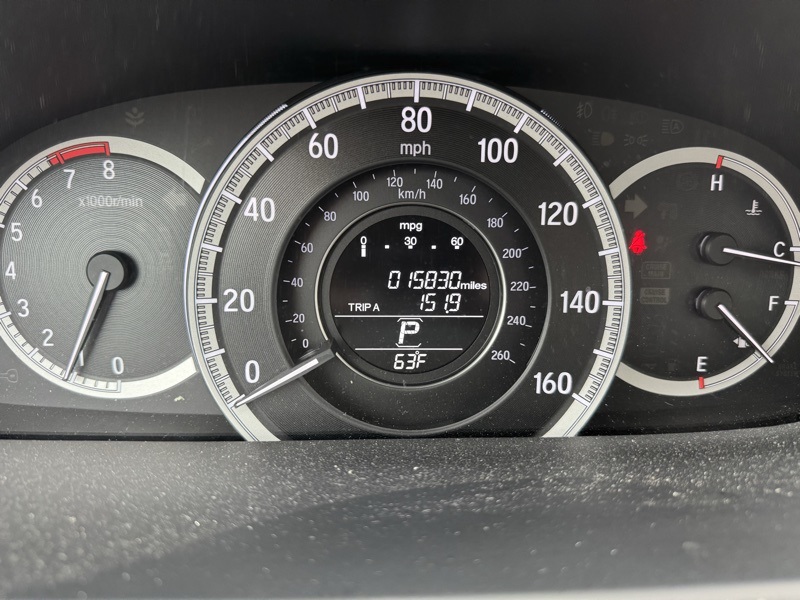2017 Honda Accord LX photo 11