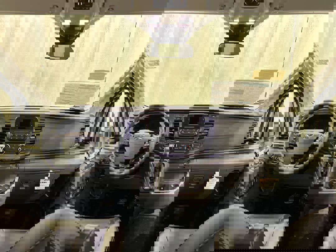 New 2025 OXFORD WHITE Ford XL image 12