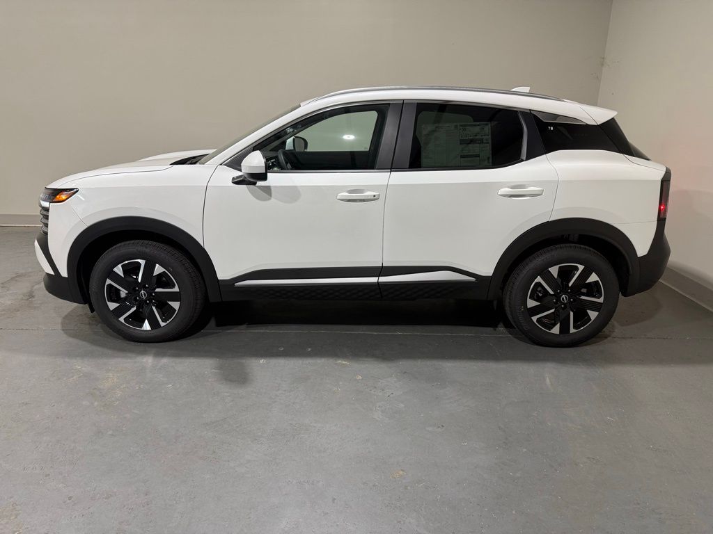 2025 Nissan Kicks SV photo 2