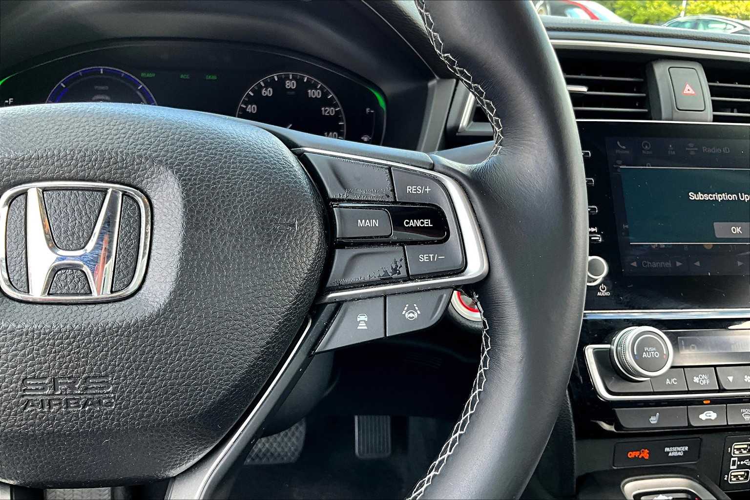 2019 Honda Insight Touring photo 22