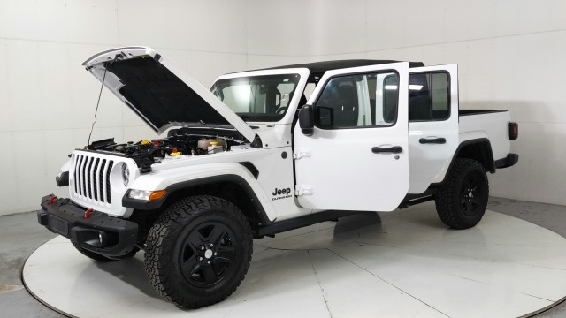 Used 2022 WHITE Jeep Sport S image 9