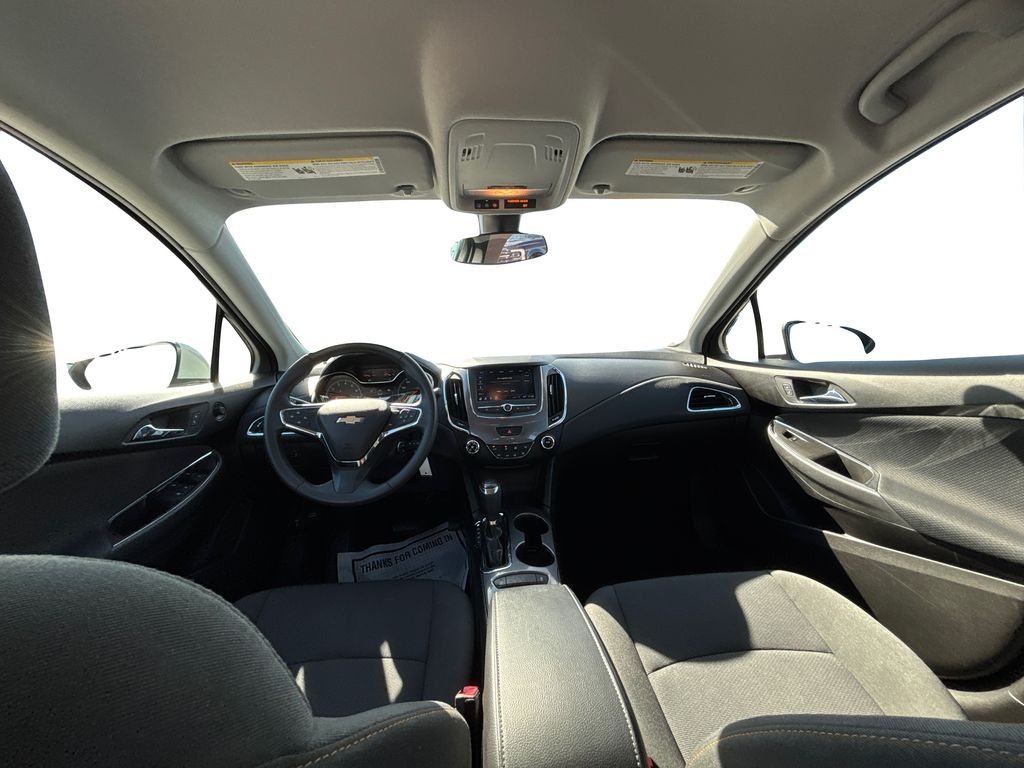 2019 Chevrolet Cruze LS photo 13