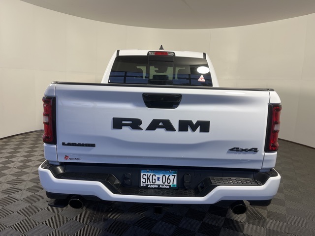 2025 Ram 1500 Laramie photo 3