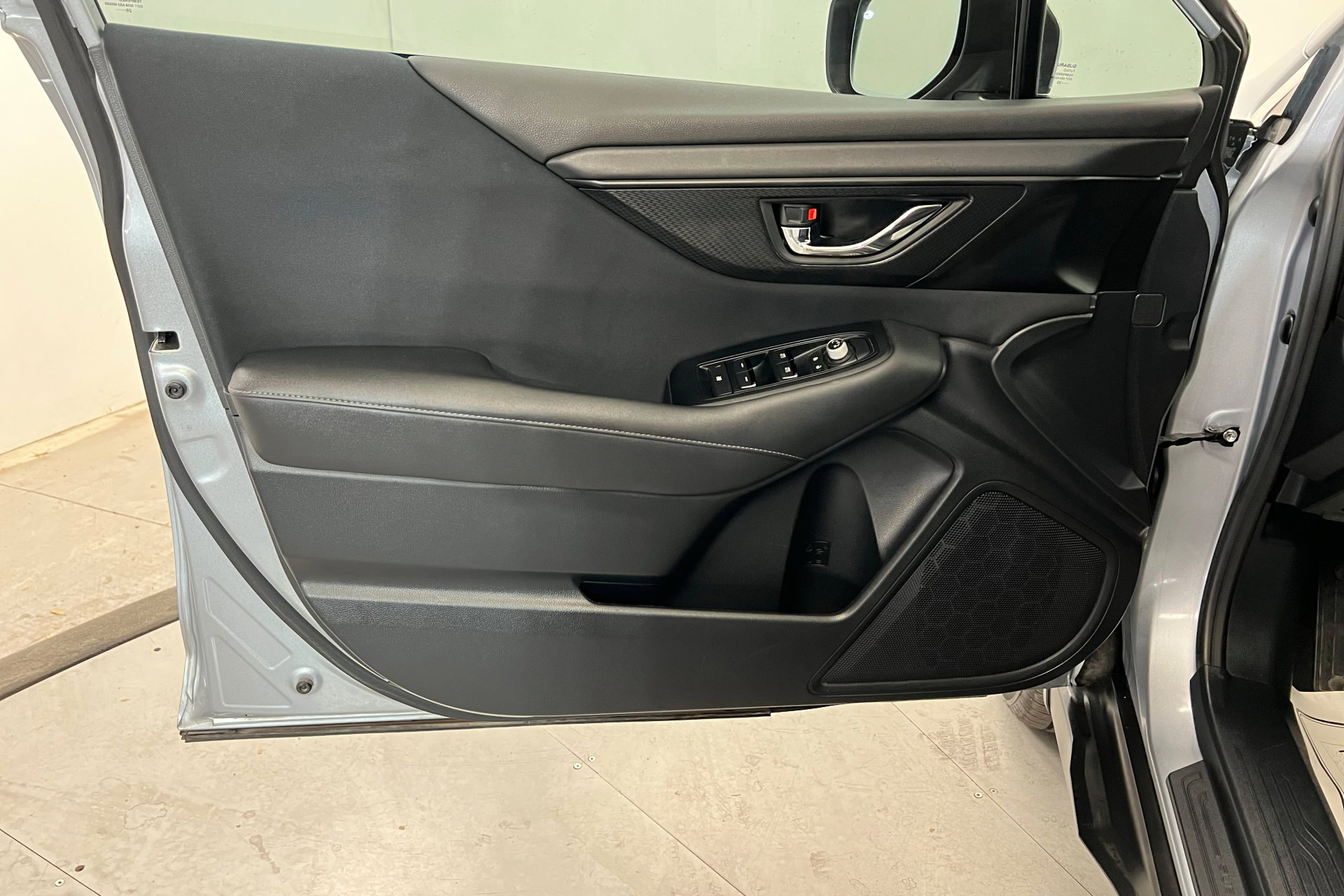 2020 Subaru Outback Premium photo 14
