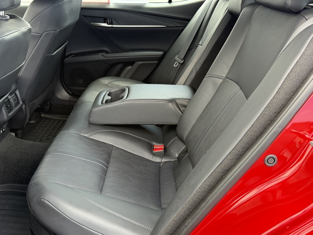 2025 Toyota Camry XSE photo 25