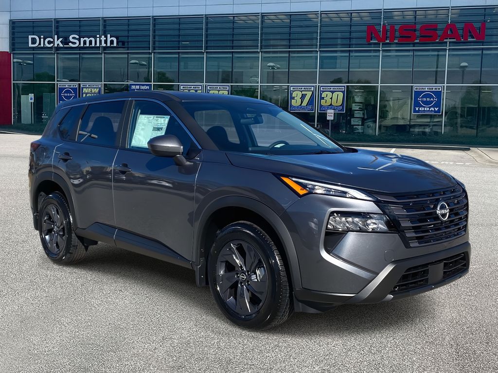 2026 Nissan Rogue SV's photo