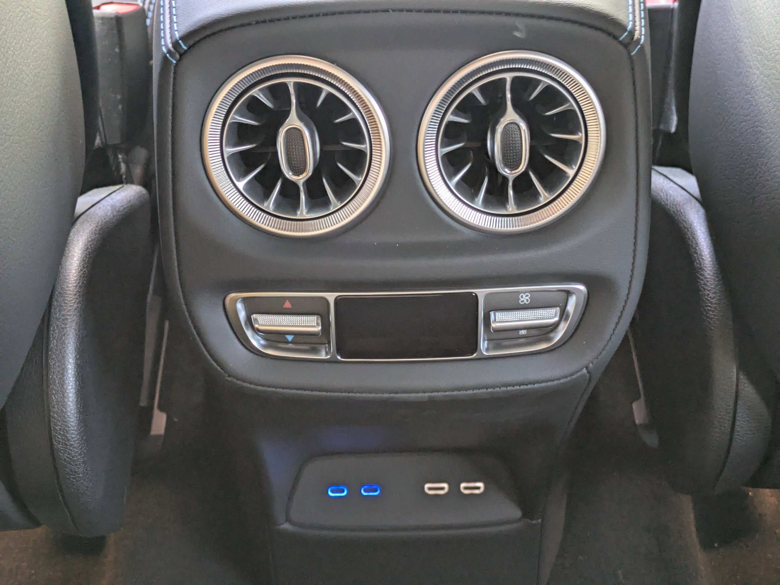 2025 Mercedes Benz G photo 13