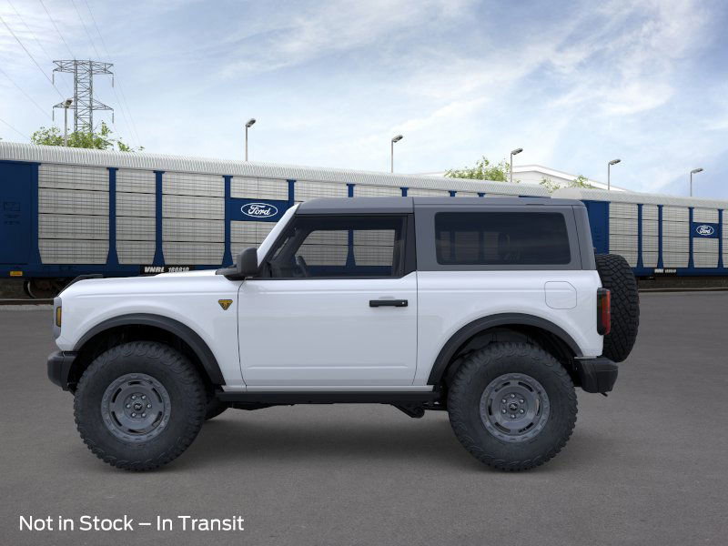 2025 Ford Bronco Badlands photo 3