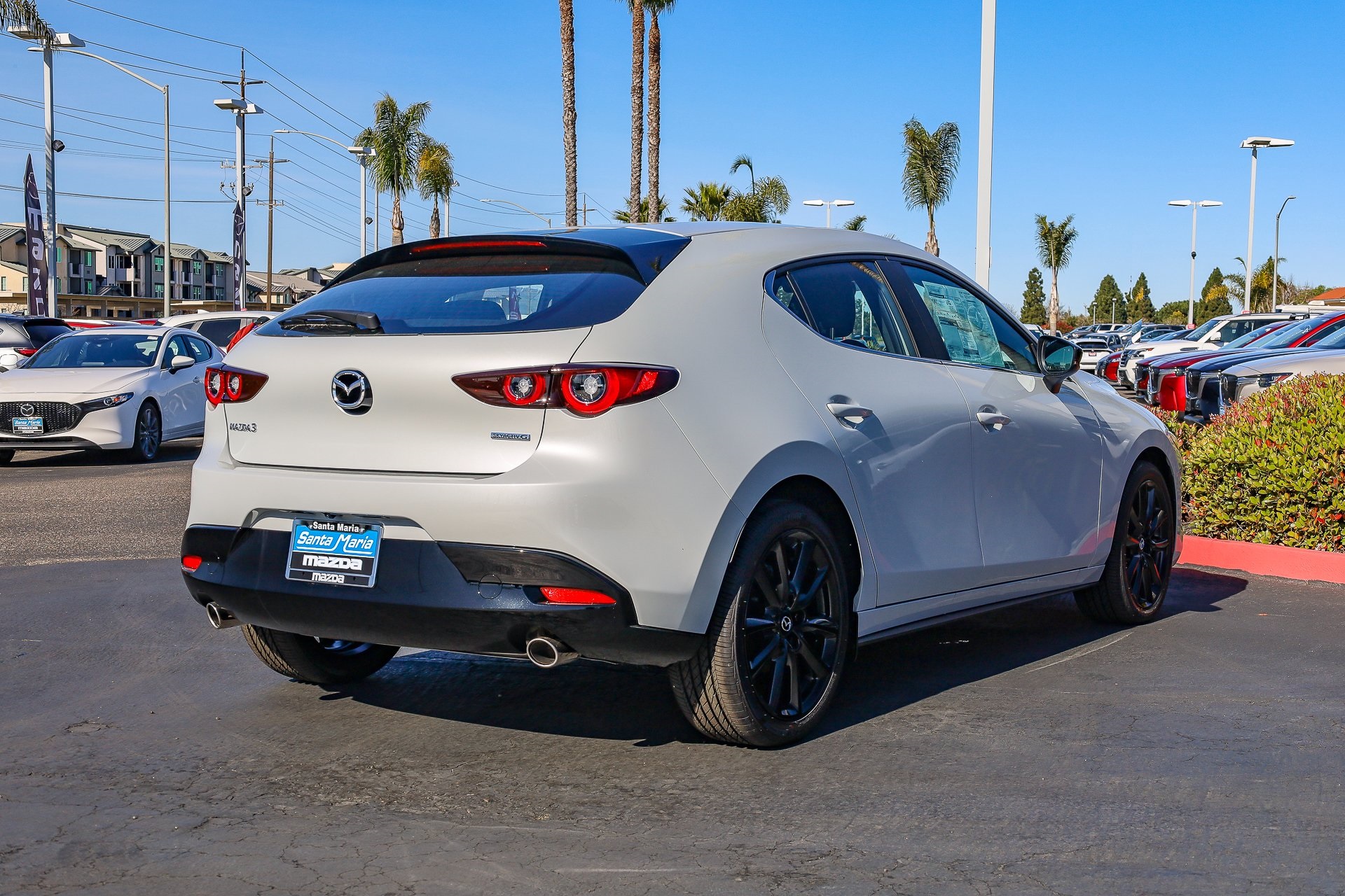 2025 Mazda Mazda3 Hatchback 2.5 Select Sport photo 4