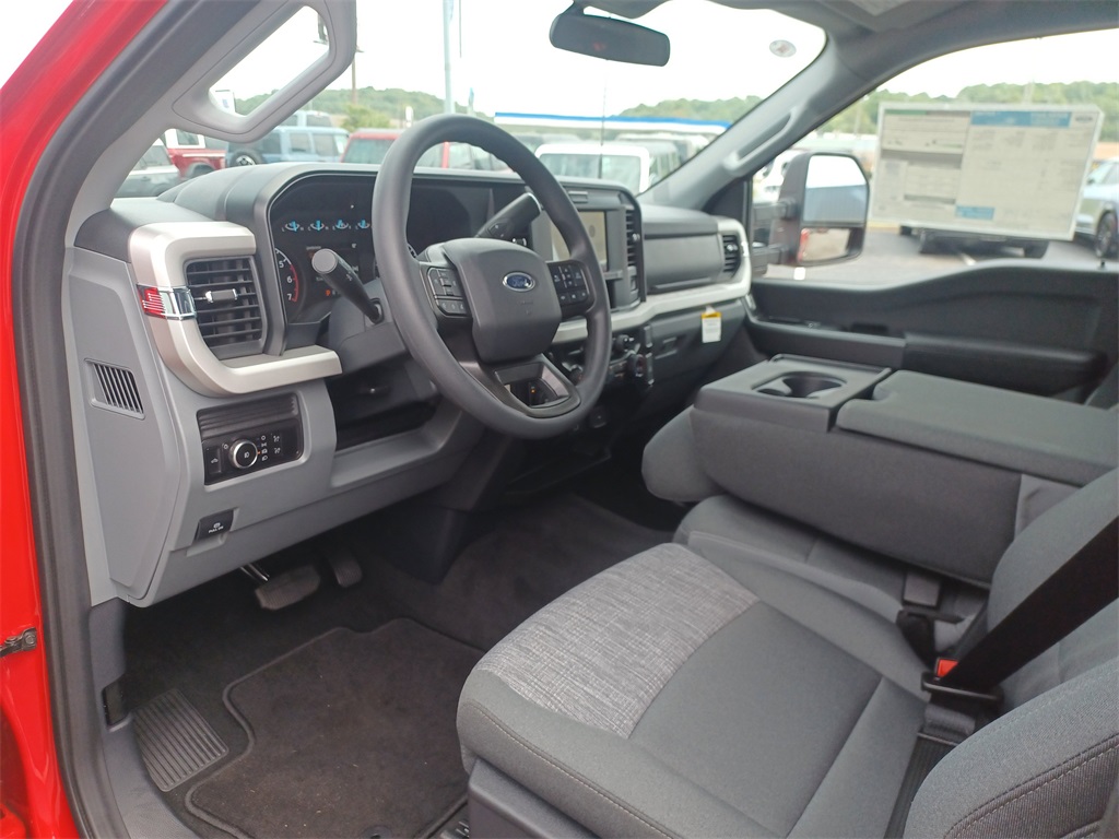 2026 Ford F-250 XLT photo 14
