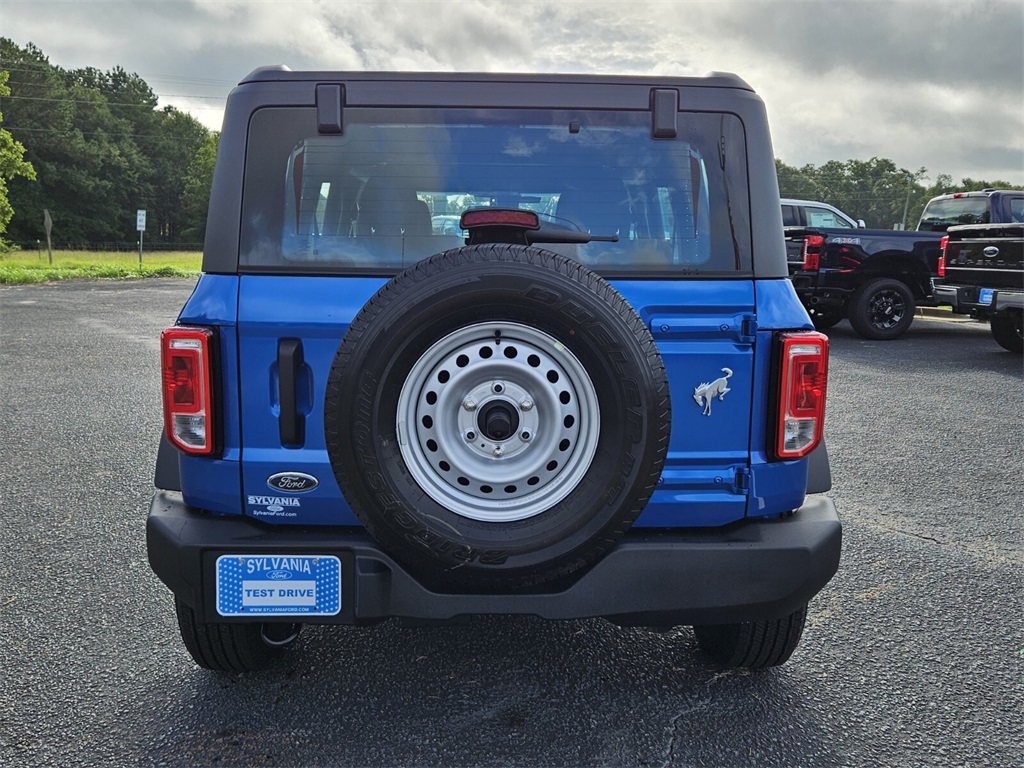 2025 Ford Bronco Base photo 9