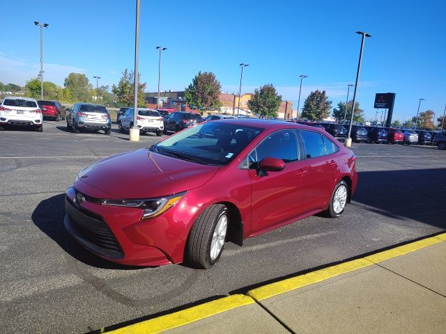 2024 Toyota Corolla LE photo 3