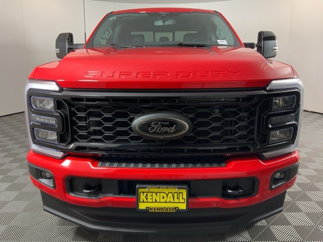 2025 Ford F-250 photo 2