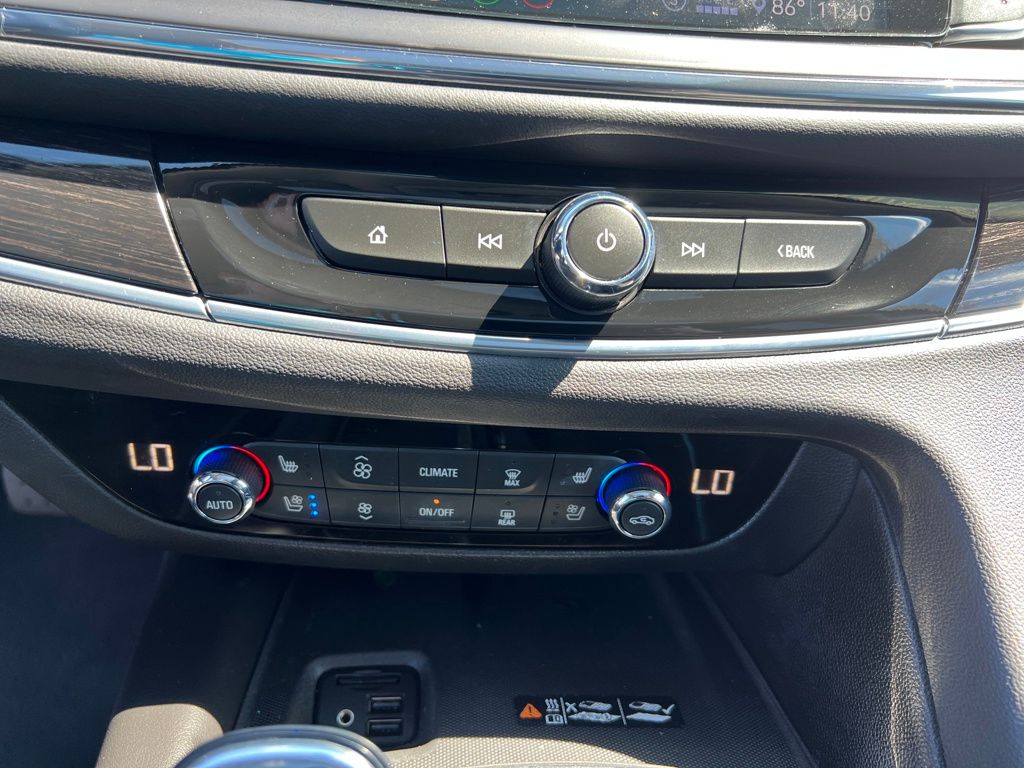 2021 Buick Enclave Avenir photo 21