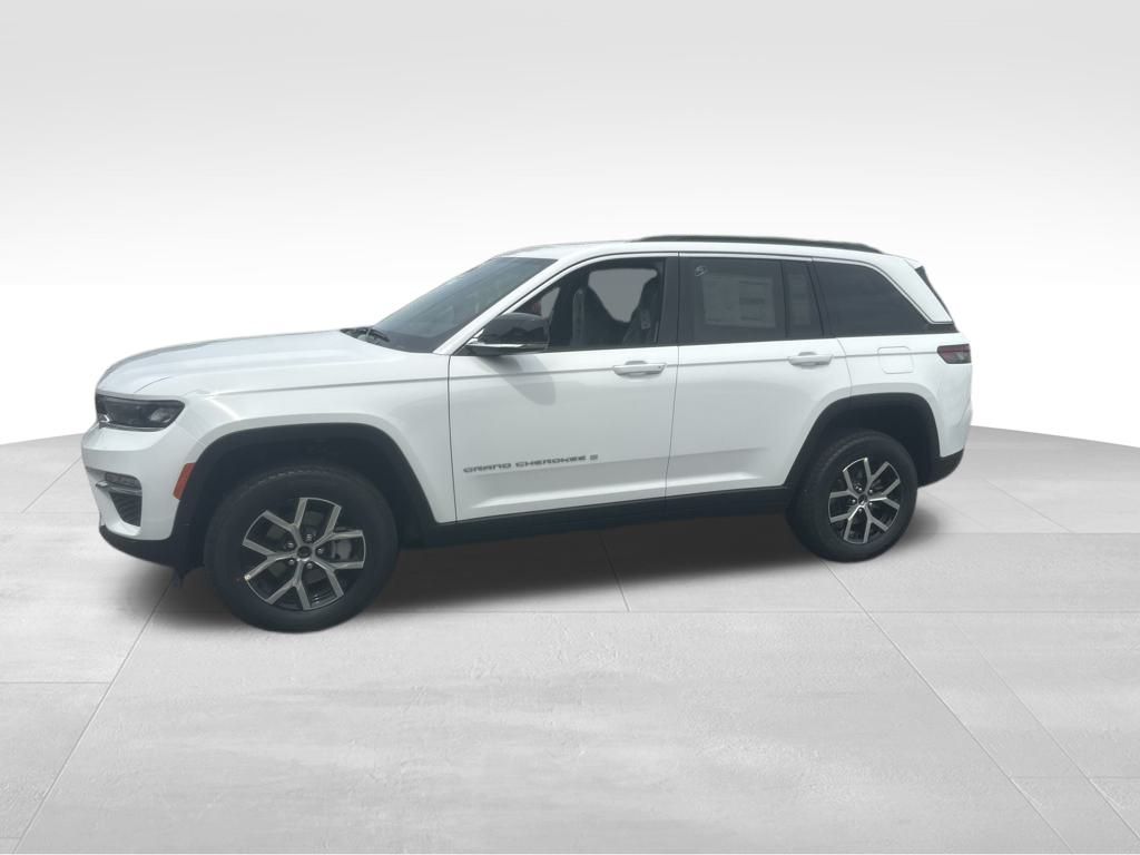 2025 Jeep Grand Cherokee Limited photo 4