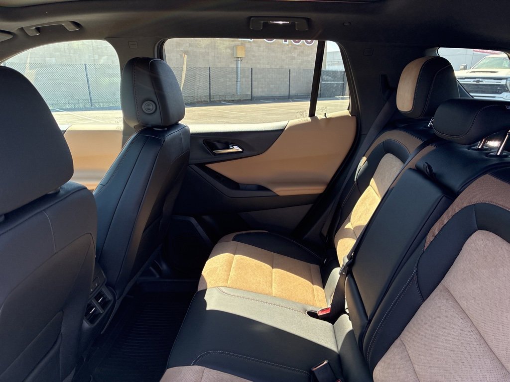 2026 Chevrolet Equinox ACTIV photo 19