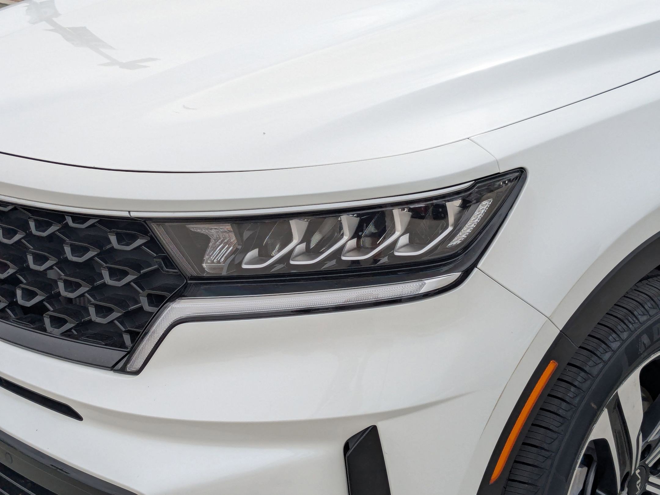 2023 Kia Sorento Hybrid EX photo 9