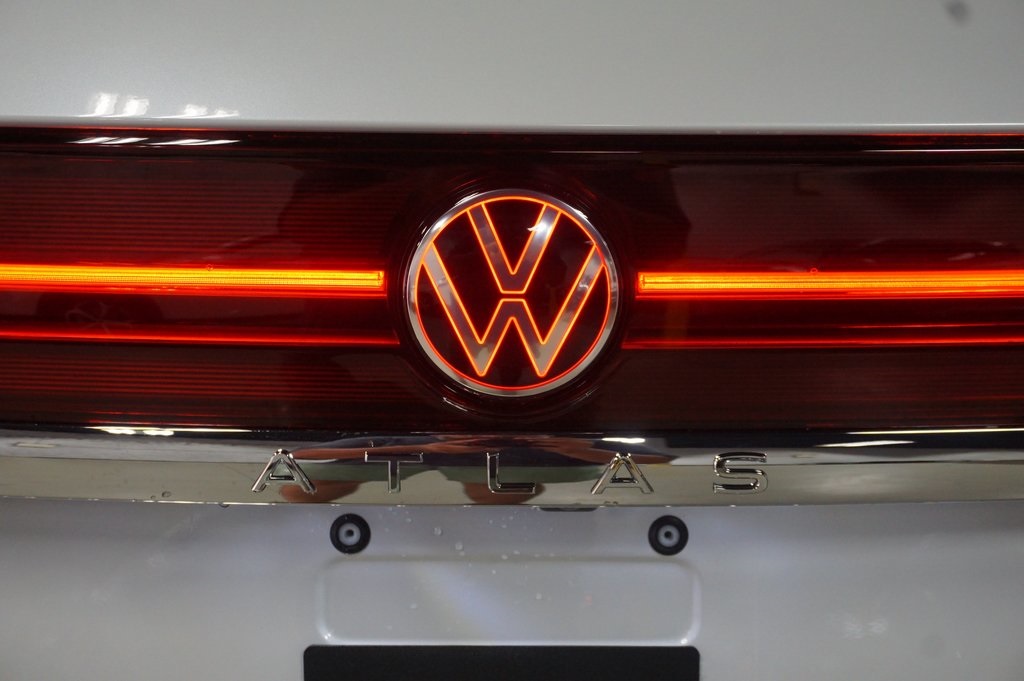 2026 Volkswagen Atlas SEL photo 37