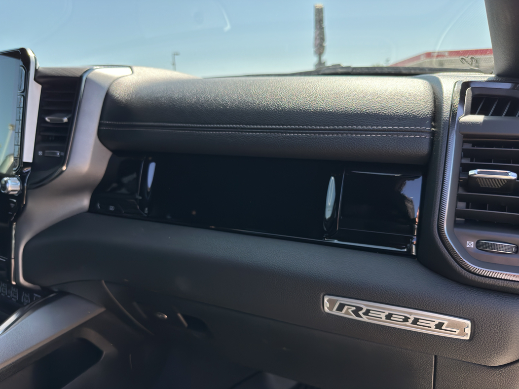 2025 Ram 1500 Rebel photo 9