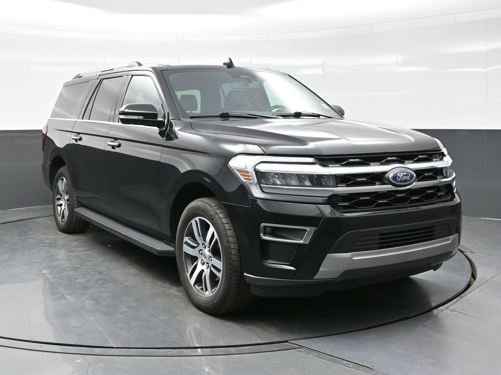 2024 Ford Expedition Limited's photo