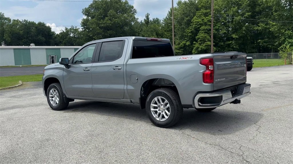 2025 Chevrolet Silverado 1500 LT photo 7