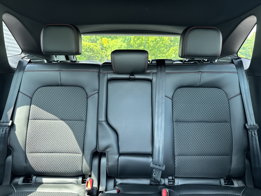2025 Ford Escape ST-Line photo 6