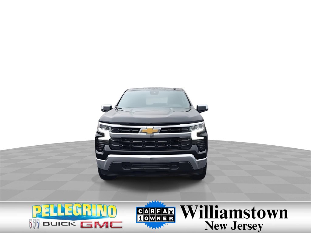 2023 Chevrolet Silverado 1500 LT photo 3