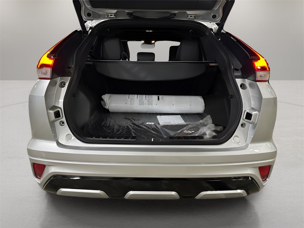 2025 Mitsubishi Eclipse Cross SEL photo 29