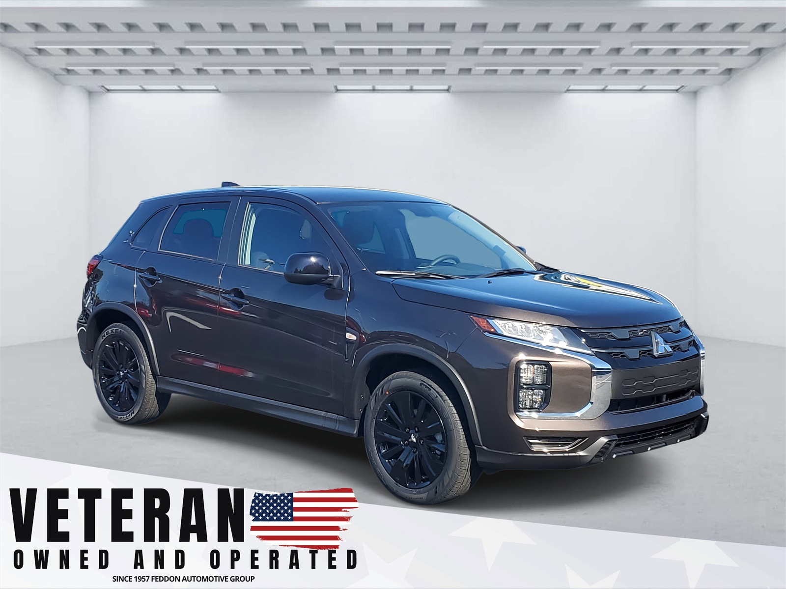2025 Mitsubishi Outlander Sport LE's photo