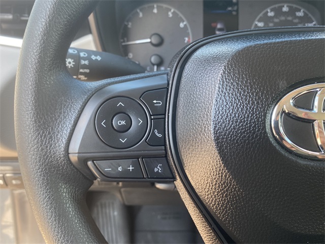 2025 Toyota Corolla LE photo 23