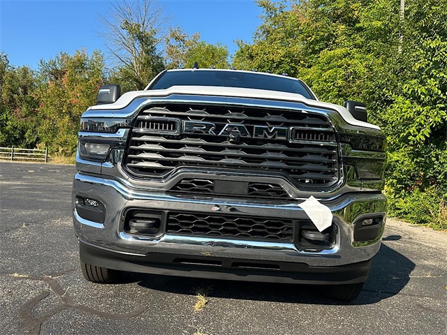 2026 Ram 3500 Tradesman photo 2