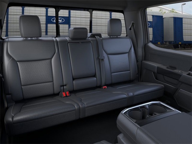 2025 Ford F-150 Lariat photo 3