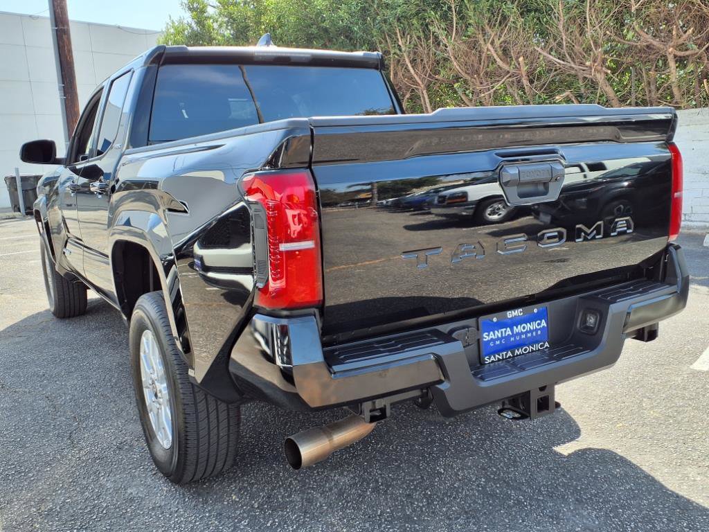 2024 Toyota Tacoma SR5 photo 3