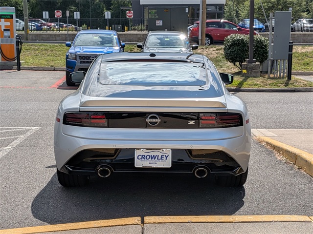 2025 Nissan Z Performance photo 4