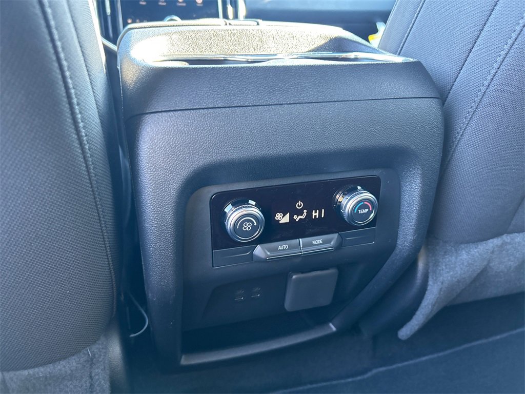 2026 GMC ACADIA - Image 31