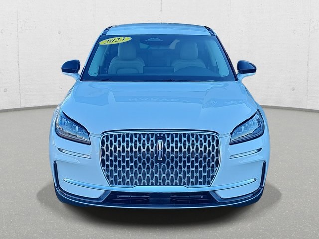 2023 Lincoln Corsair Standard photo 2