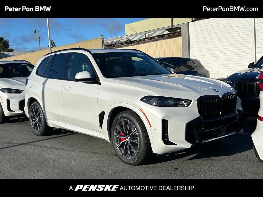2026 BMW X5 50e's photo