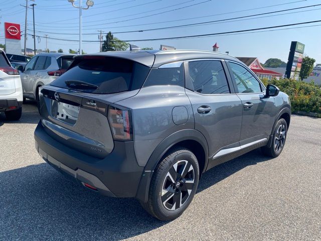 2025 Nissan Kicks SV photo 3