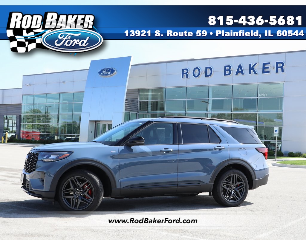 2025 Ford Explorer ST-LINE's photo