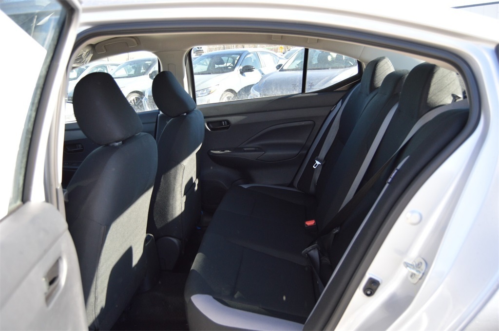 2025 Nissan Versa S photo 19