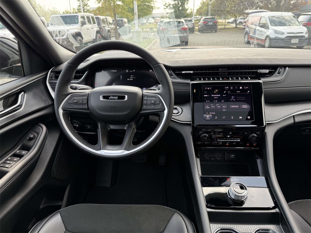 2025 Jeep Grand Cherokee Altitude X photo 16