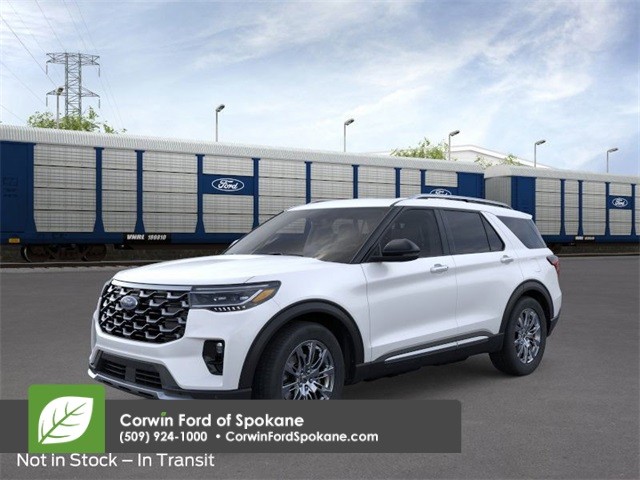 2025 Ford Explorer Platinum's photo