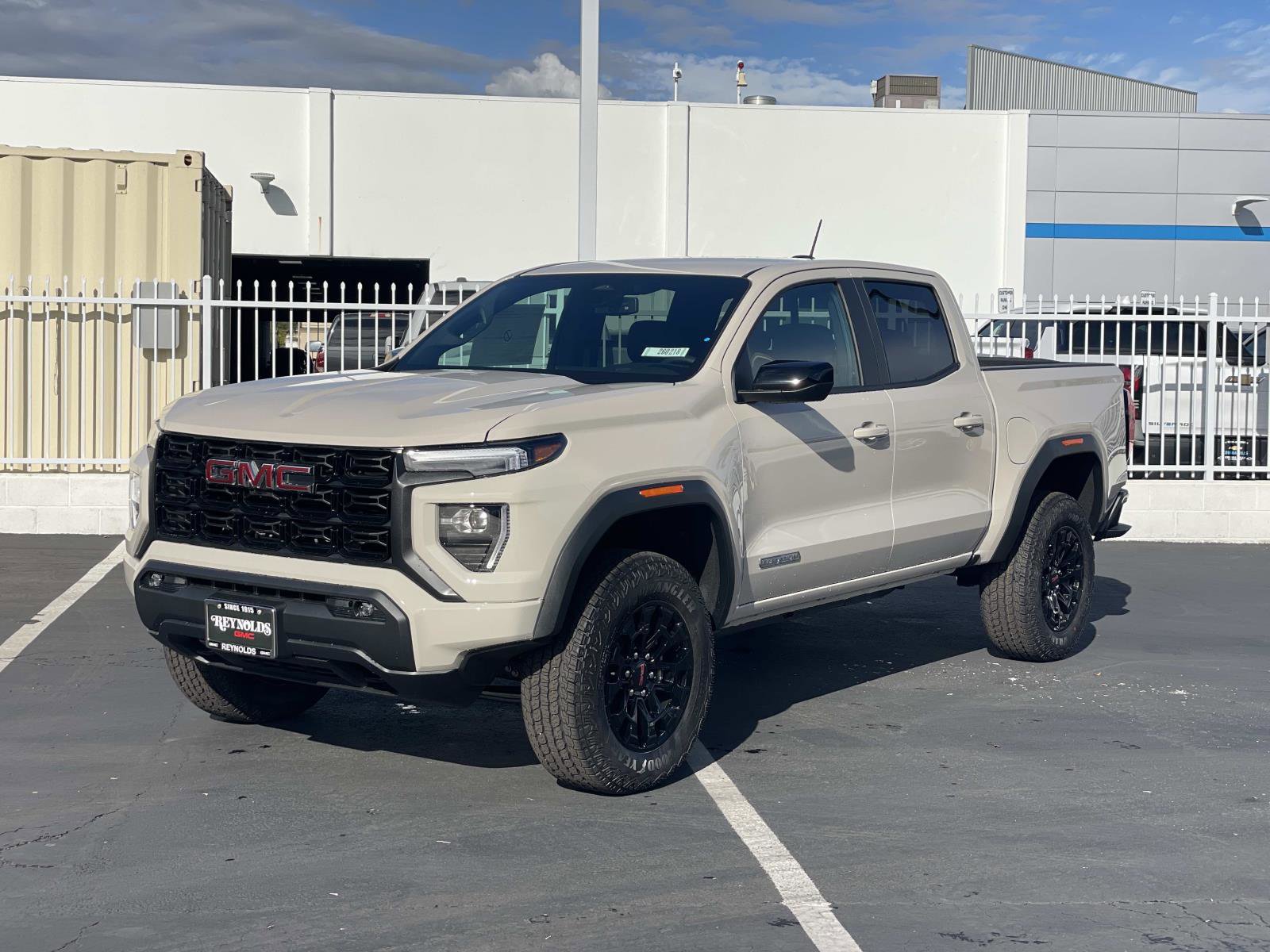 2026 GMC Canyon Elevation's photo