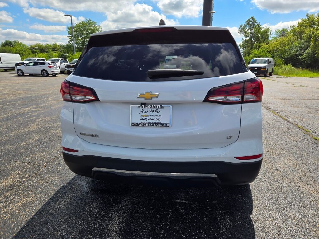 2022 Chevrolet Equinox LT photo 10