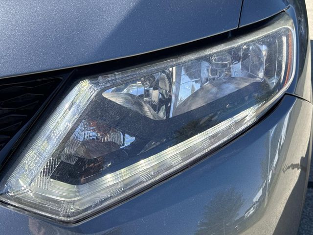 2016 Nissan Rogue S photo 10