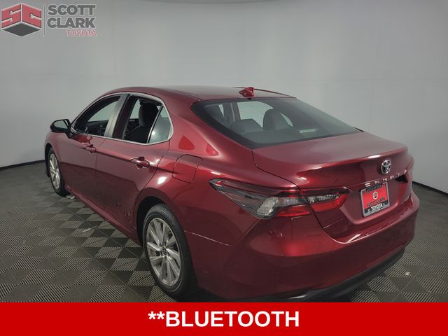 2021 Toyota Camry LE photo 5