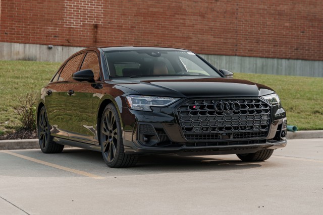 2025 Audi S8 
