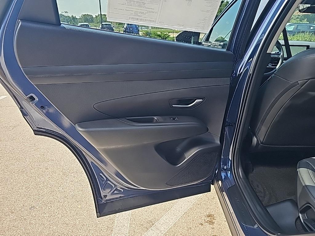2025 Hyundai Tucson SEL Convenience photo 27