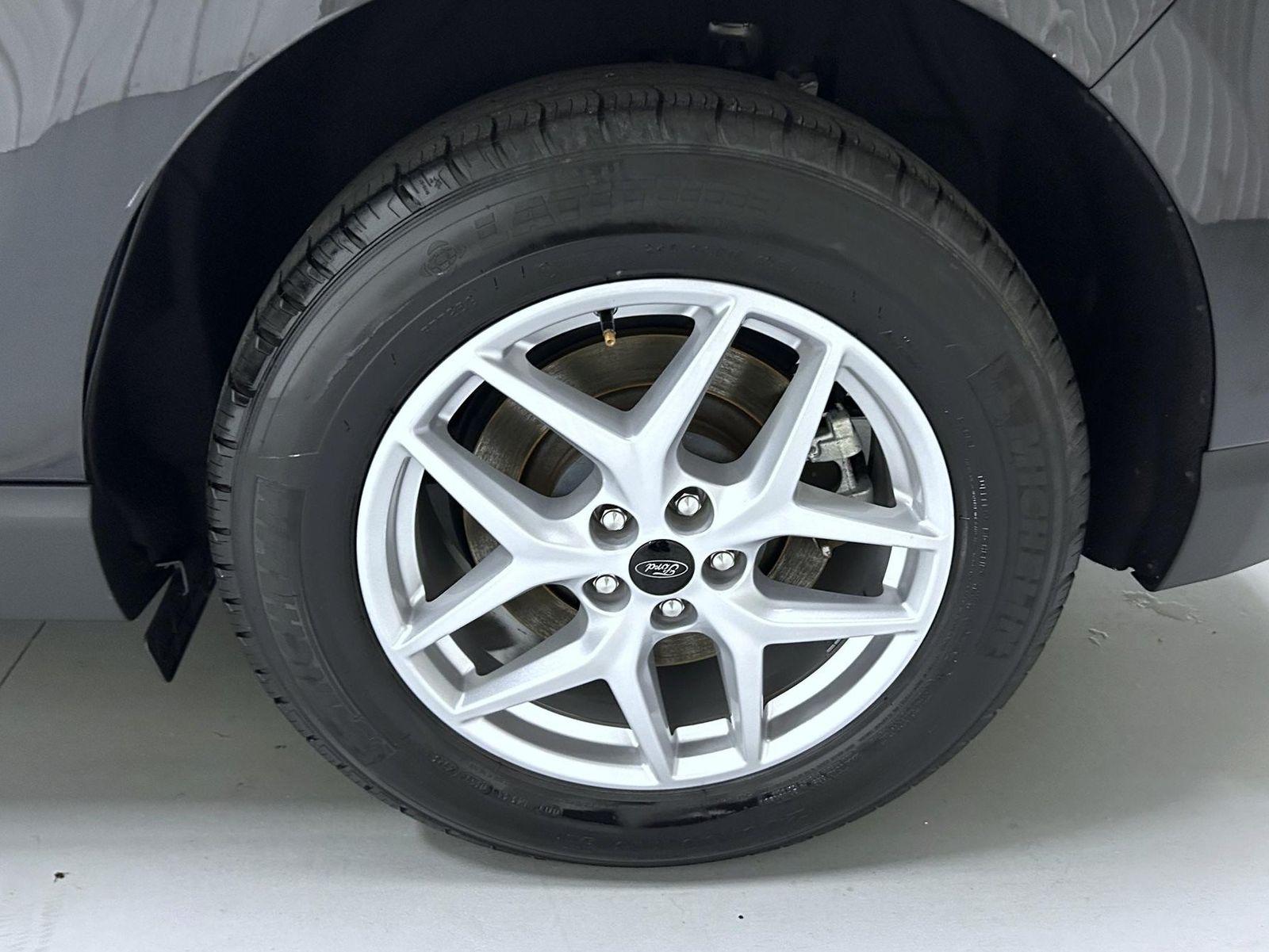 2024 Ford Edge SEL photo 22